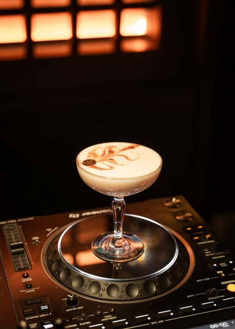 SALAMA SOUR cocktails